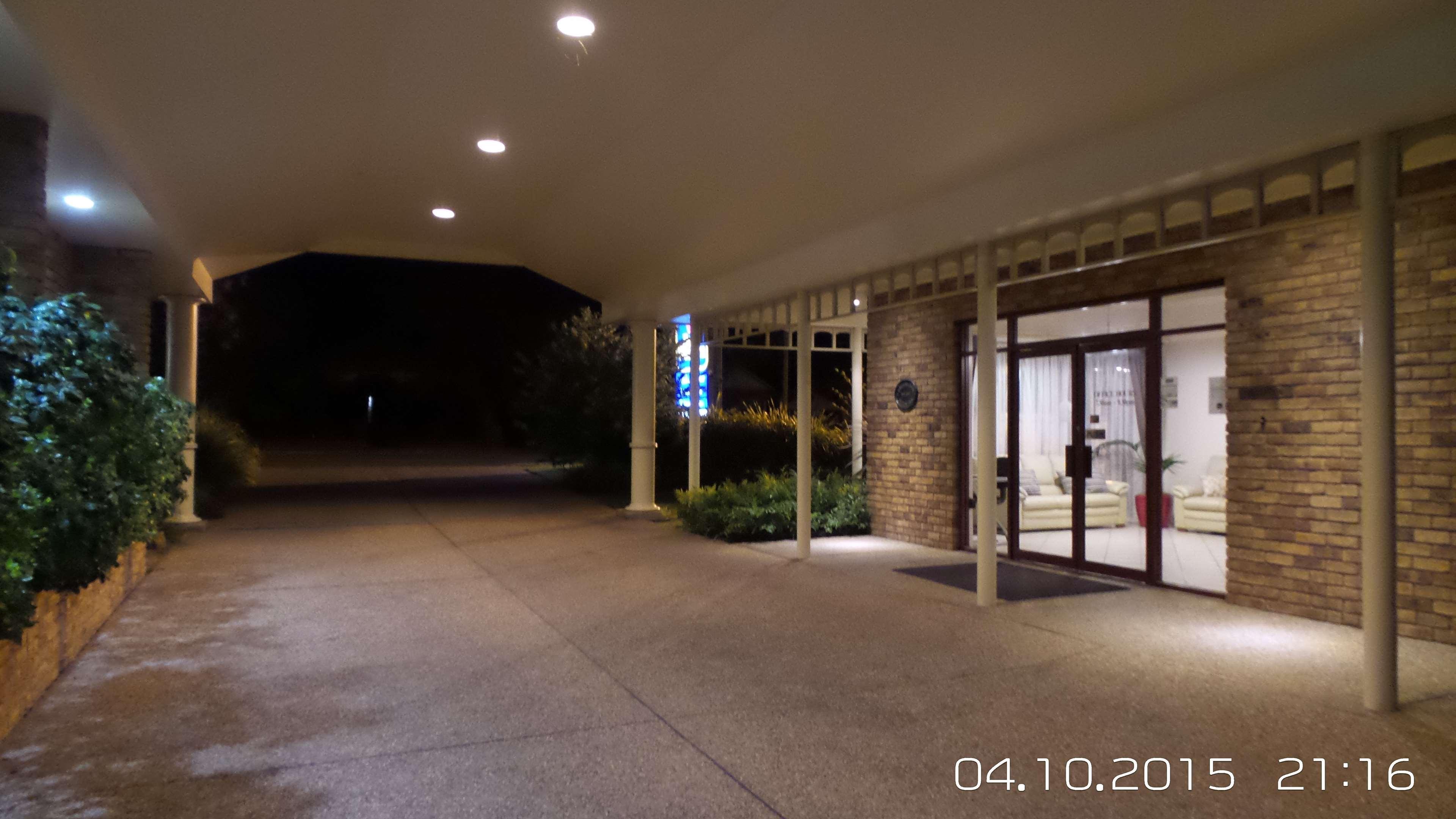 贝斯特韦斯特大使汽车旅馆和公寓 沃加沃加 外观 照片